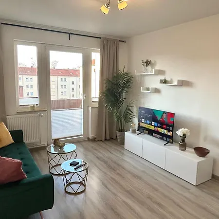 Goeh-moderne In Zentraler Lage, Balkon, Self-check-in, Wlan, Netflix, Disneyplus Apartment *