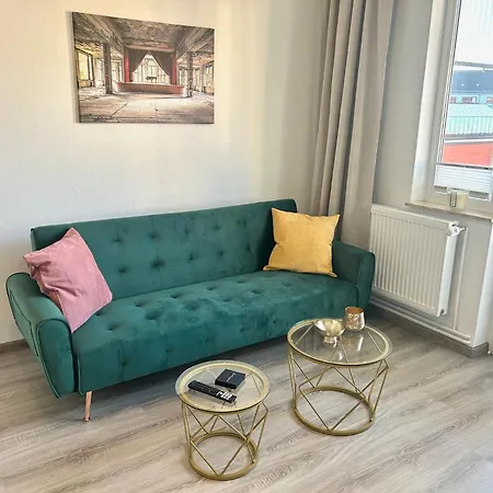 Goeh-moderne In Zentraler Lage, Balkon, Self-check-in, Wlan, Netflix, Disneyplus Apartment *