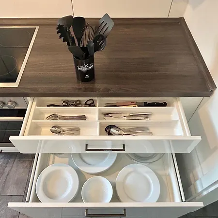 Apartment Goeh-moderne In Zentraler Lage, Balkon, Self-check-in, Wlan, Netflix, Disneyplus