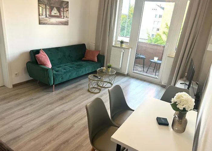 Goeh-moderne In Zentraler Lage, Balkon, Self-check-in, Wlan, Netflix, Disneyplus Appartamento