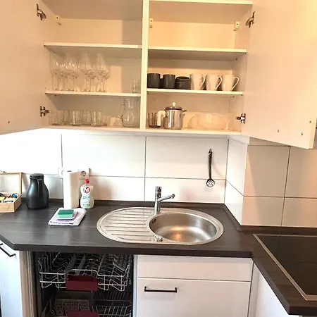 Apartment Goeh-moderne In Zentraler Lage, Balkon, Self-check-in, Wlan, Netflix, Disneyplus *