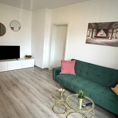 Apartment Goeh-moderne In Zentraler Lage, Balkon, Self-check-in, Wlan, Netflix, Disneyplus