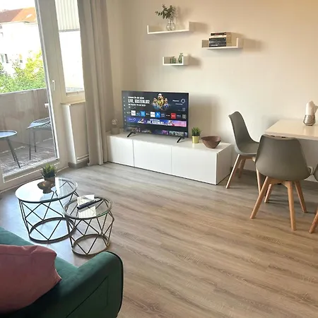 Appartement Goeh-moderne In Zentraler Lage, Balkon, Self-check-in, Wlan, Netflix, Disneyplus Hannover